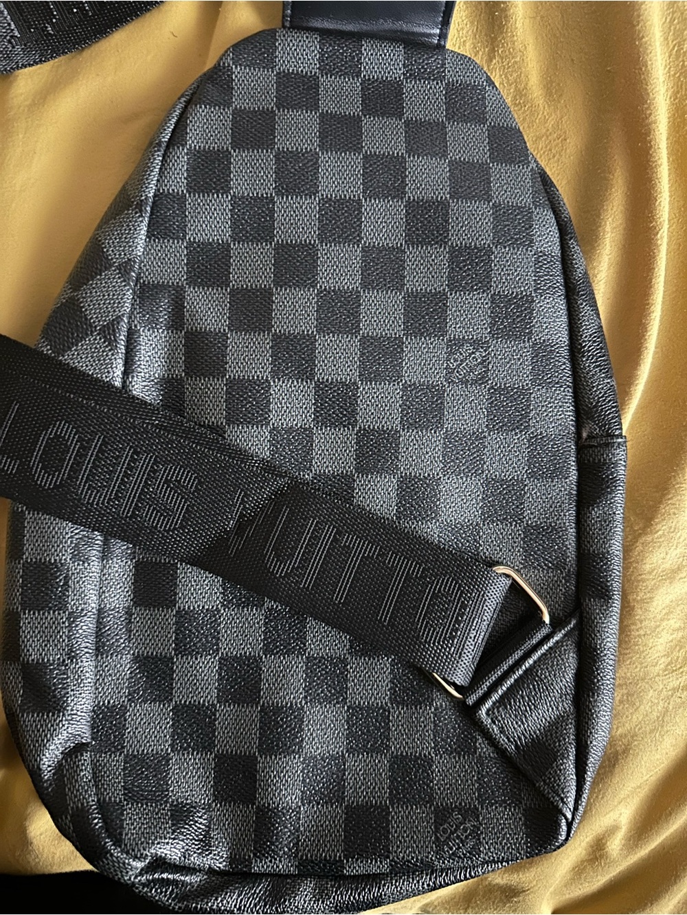 (Not a real ) Louis Vuitton Damier Graphite Checkered Black Crossbody Belt Bag - Picture 2 of 3